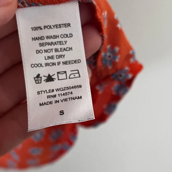 5/$25 Pleione Orange + Blue Floral Blouse - Picture 9 of 9